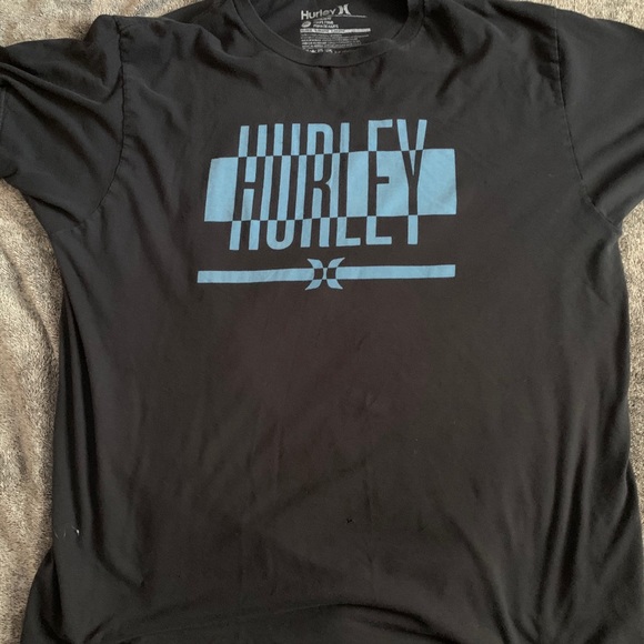 Hurley Black T-Shirt - Picture 2 of 2